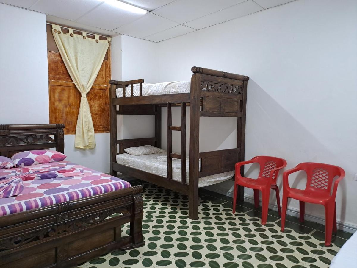 Hostal Casa Lara Cartagena Ngoại thất bức ảnh